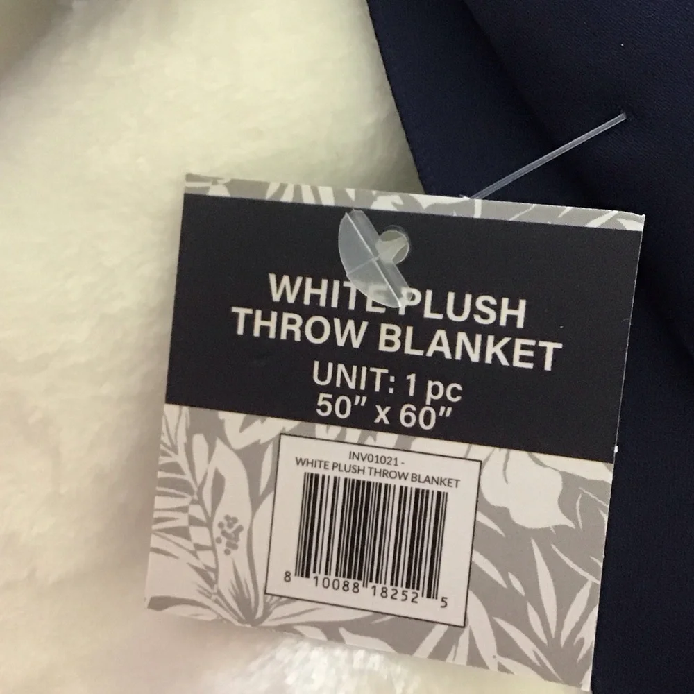 Tommy Bahama Soft White and Light Blue Blanket